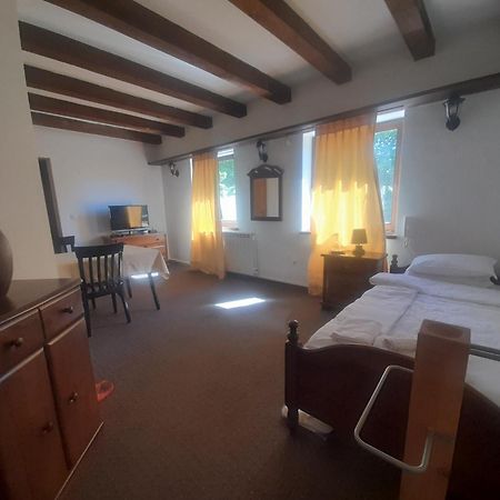 Teuta Palace Dom Faletici Hotel Sarajevo Ngoại thất bức ảnh
