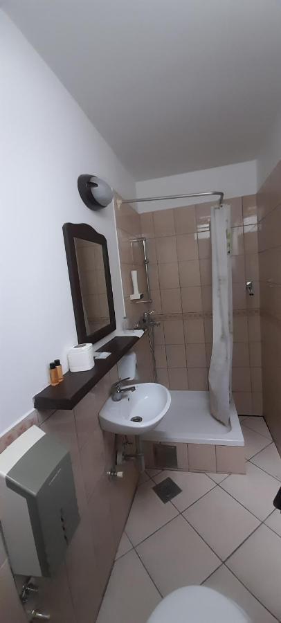 Teuta Palace Dom Faletici Hotel Sarajevo Ngoại thất bức ảnh