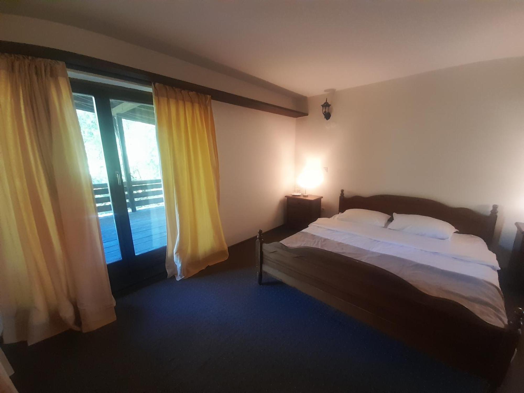 Teuta Palace Dom Faletici Hotel Sarajevo Ngoại thất bức ảnh