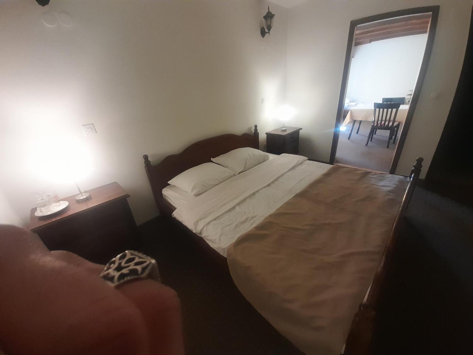 Teuta Palace Dom Faletici Hotel Sarajevo Ngoại thất bức ảnh